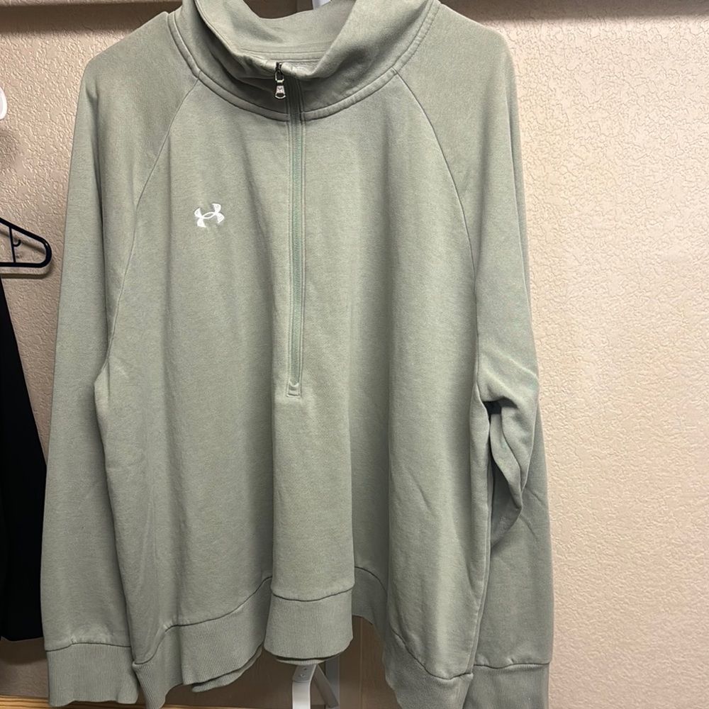 Under Armour Green Pullover